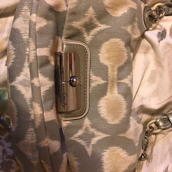 Authentic coach bag with long strap - Picture 2 of 4